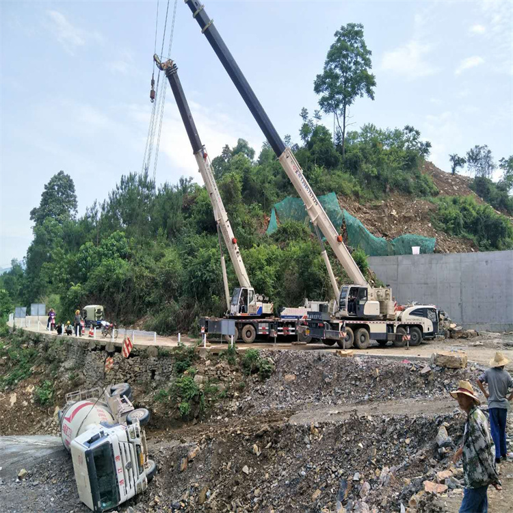 乌鲁木齐乌鲁木齐24小时应急道路救援吊装吊装现场实拍